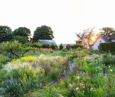 The New Beautiful: Innovative Spaces and the Changing Face of Gardens
